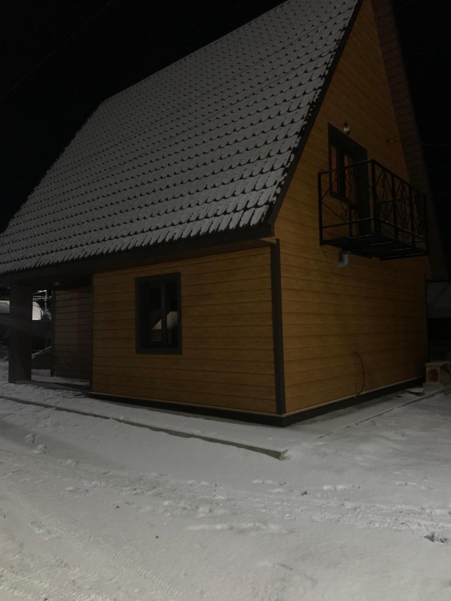 スラブスク Аура Карпатヴィラ エクステリア 写真